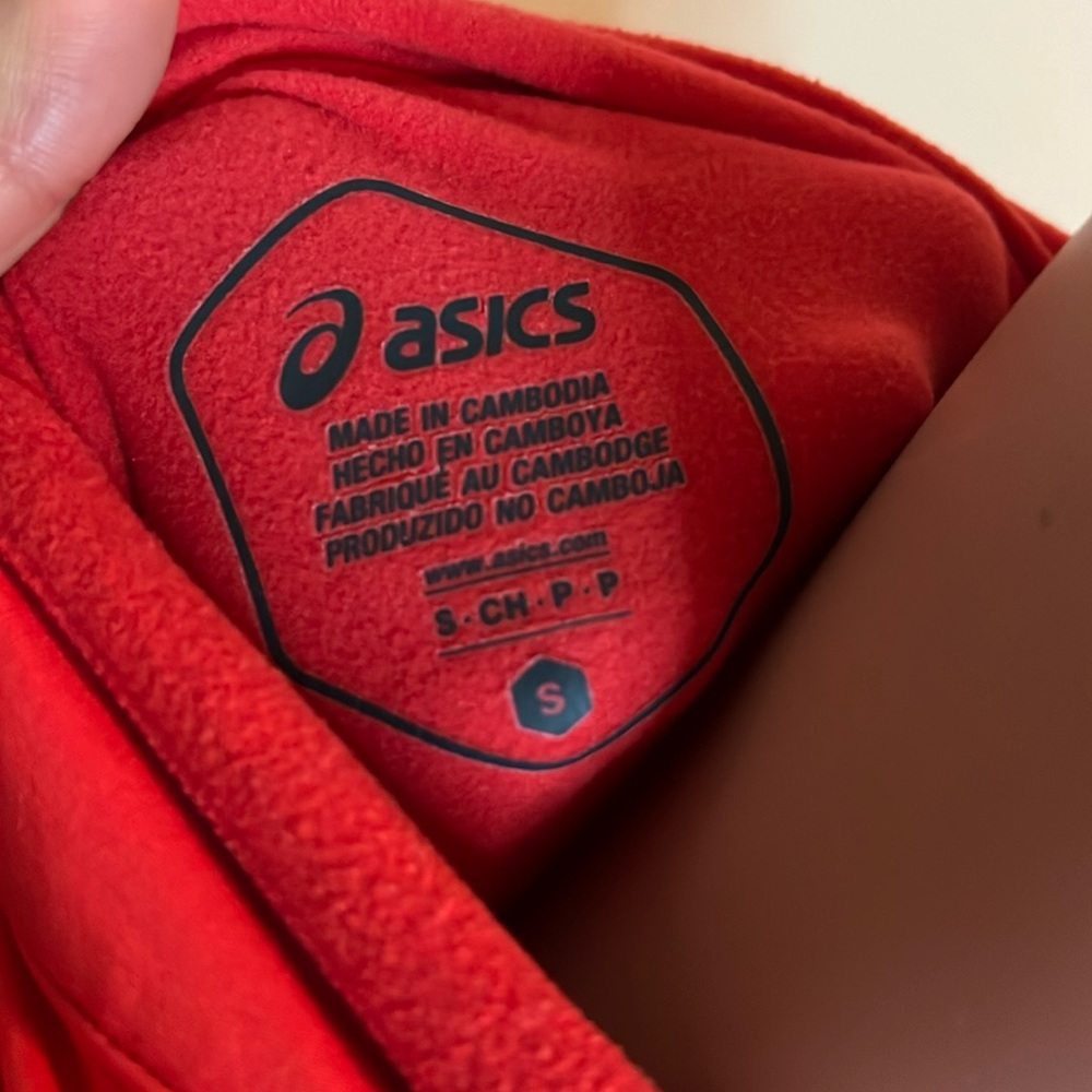 ASICS sweater - Picture 7 of 7
